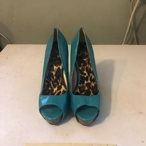 bebe turquoise heels